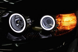 Светодиодные кольца в передние фары Led&amp;Car KIA Sorento 2009-2012 ― Auto-Clover