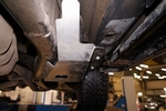 Защита компрессора пневмоподвески алюминий 4 мм. АВС-Дизайн Land Rover Discovery III 2004-2009