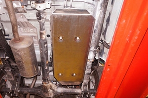 Защита топливного бака алюминий 4 мм. АВС-Дизайн Toyota Hilux 2005-2015 ― Auto-Clover