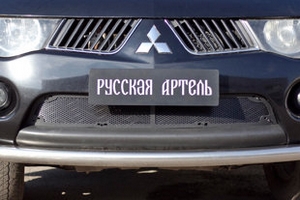 Защитная сетка решетки переднего бампера Русская Артель Mitsubishi L200 2005-2015 ― Auto-Clover